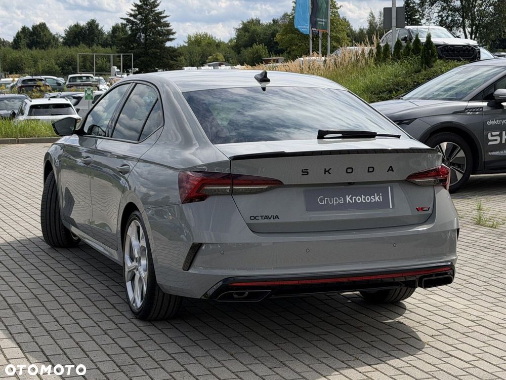 Skoda Octavia 2.0 TSI RS DSG - 7