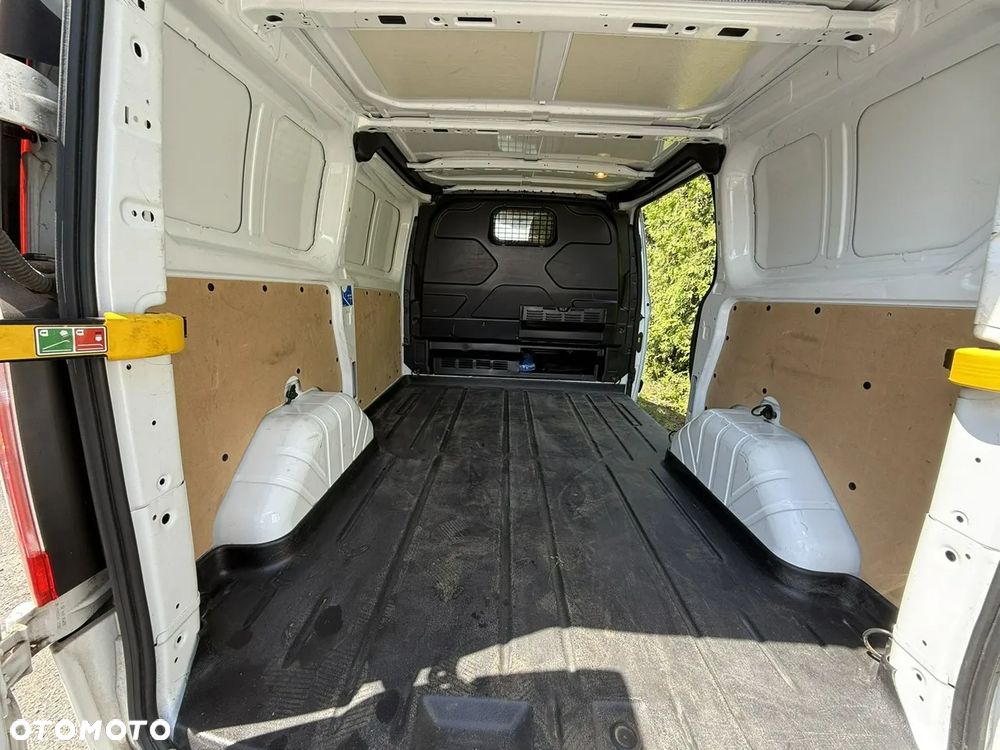 Ford Transit Custom - 16