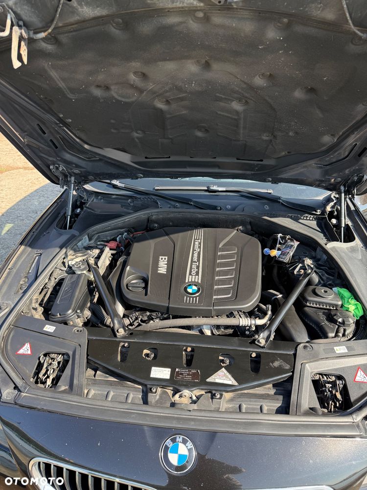 BMW Seria 5 530d xDrive - 29
