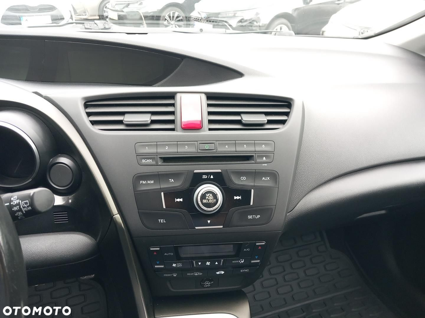 Honda Civic 1.4 Comfort - 14