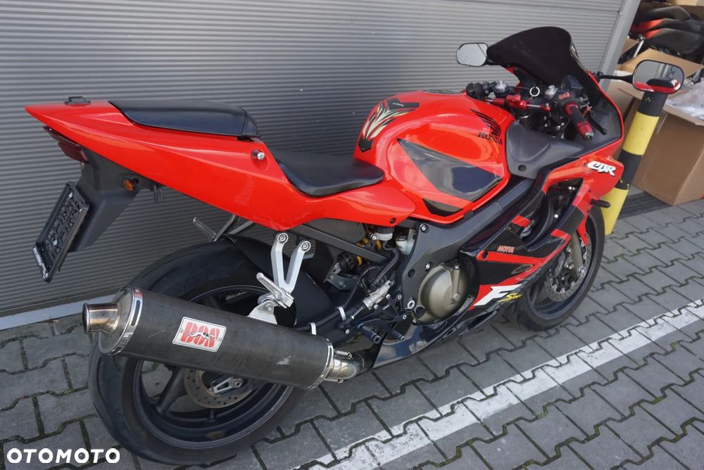 Honda CBR - 3