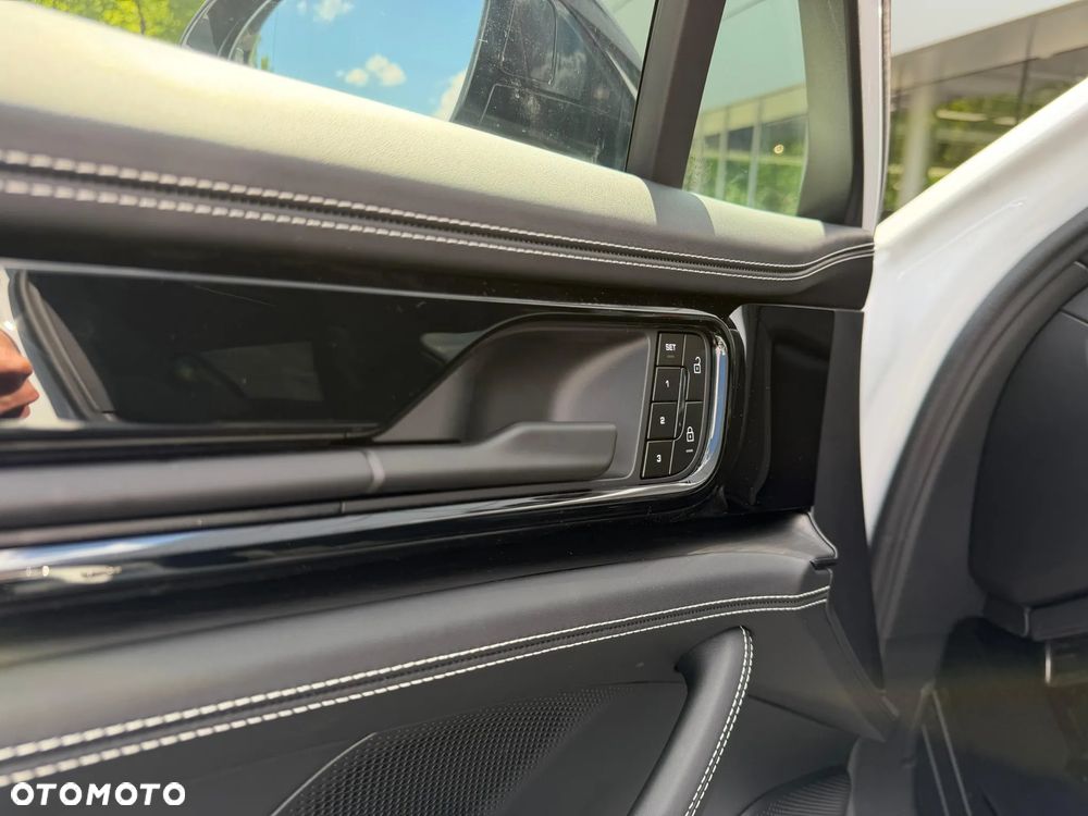 Porsche Panamera 4S E-Hybrid - 33