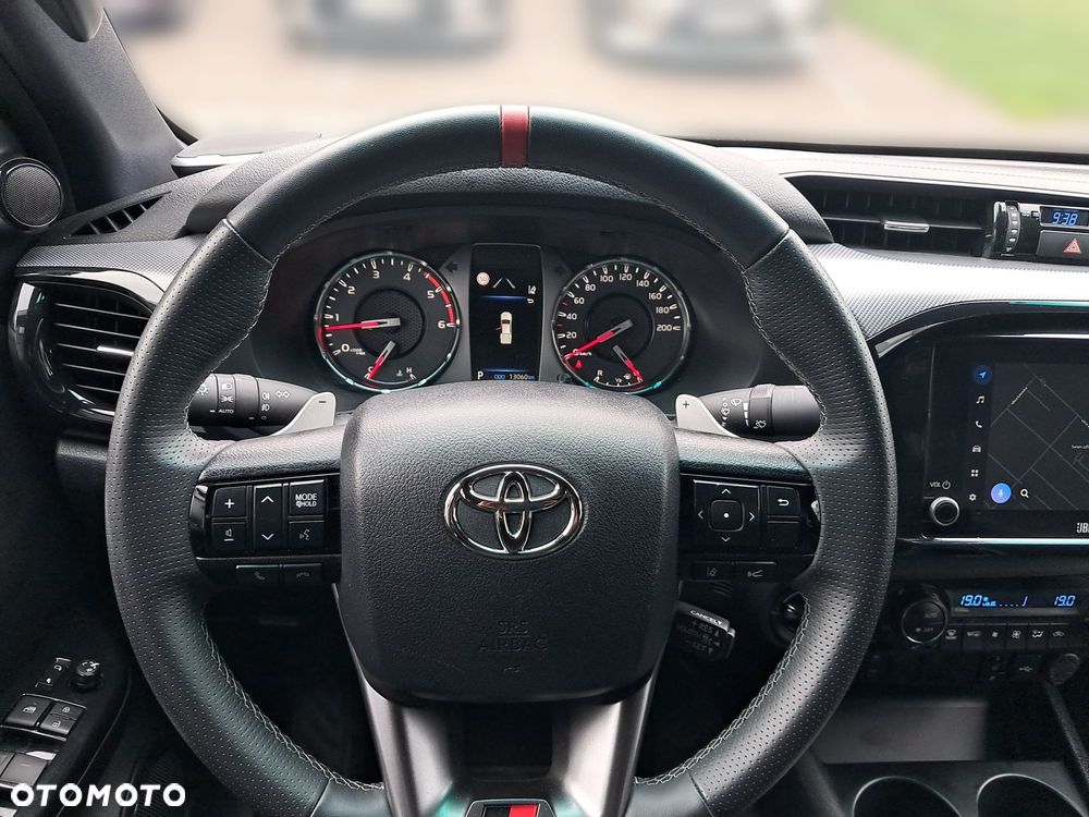 Toyota Hilux 2.8 D-4D Double Cab GR Sport II 4x4 - 6