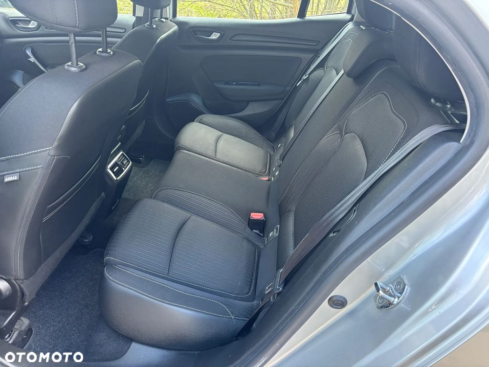 Renault Megane BLUE dCi 115 ZEN - 12