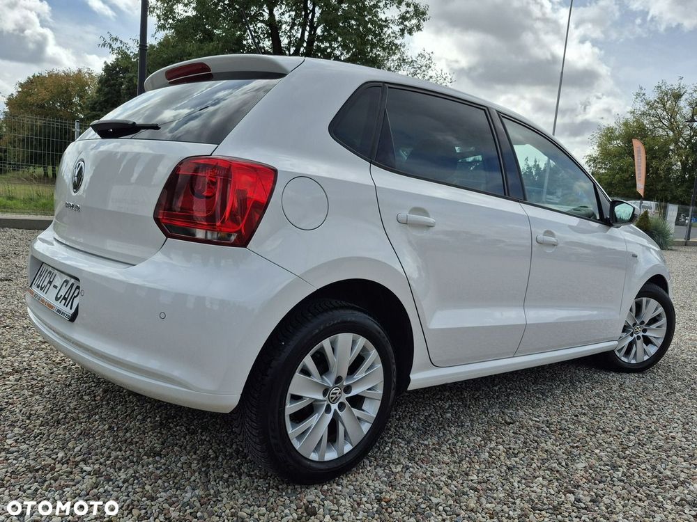 Volkswagen Polo - 2