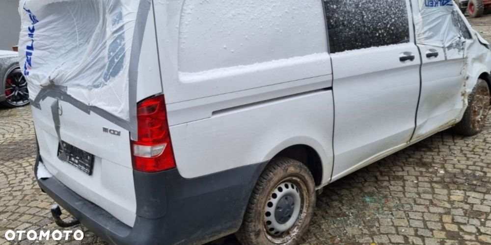 Karoseria goła uszkodzona dokumenty DE Mercedes Vito W447 2016r. 1.6 CDI - 3