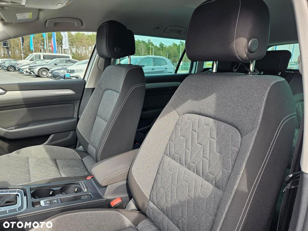 Volkswagen Passat Variant 2.0 TDI EVO Business DSG - 11