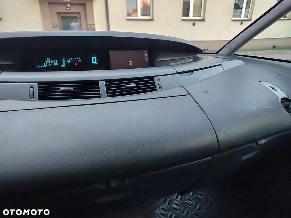 Renault Grand Espace 2.0 dCi FAP Initiale - 11