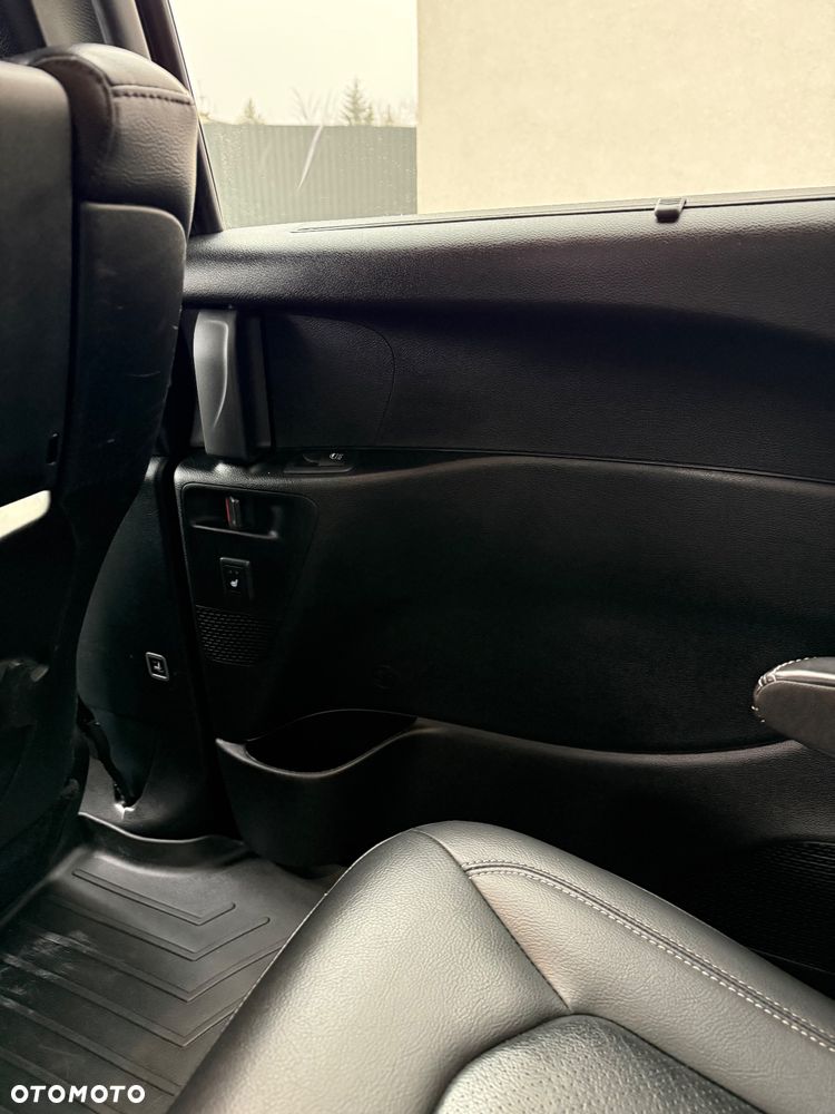 Chrysler Pacifica - 26