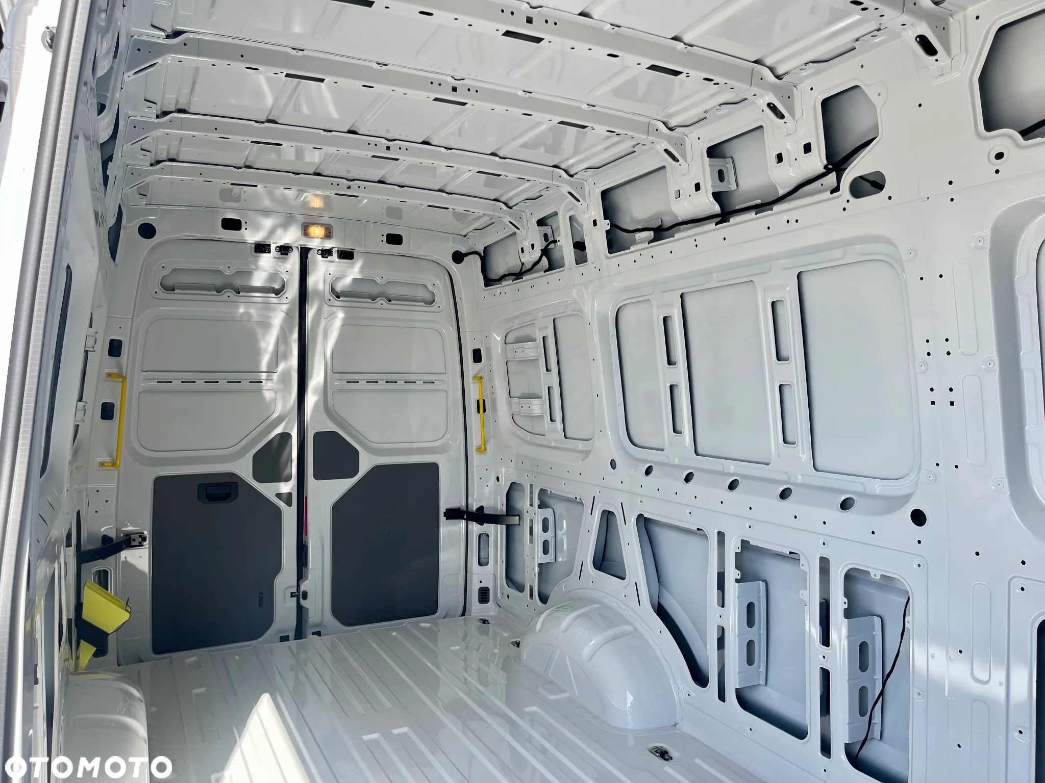 Volkswagen Crafter - 8