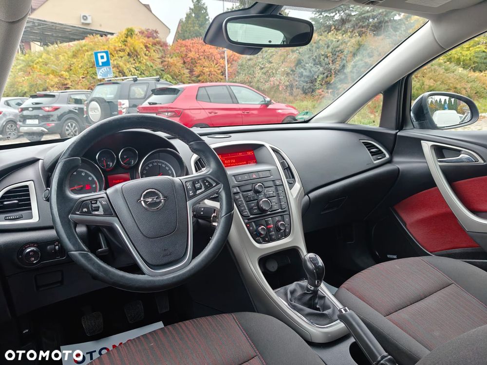 2011 Opel Astra 1.4 Turbo Edition Sport, photograph 6