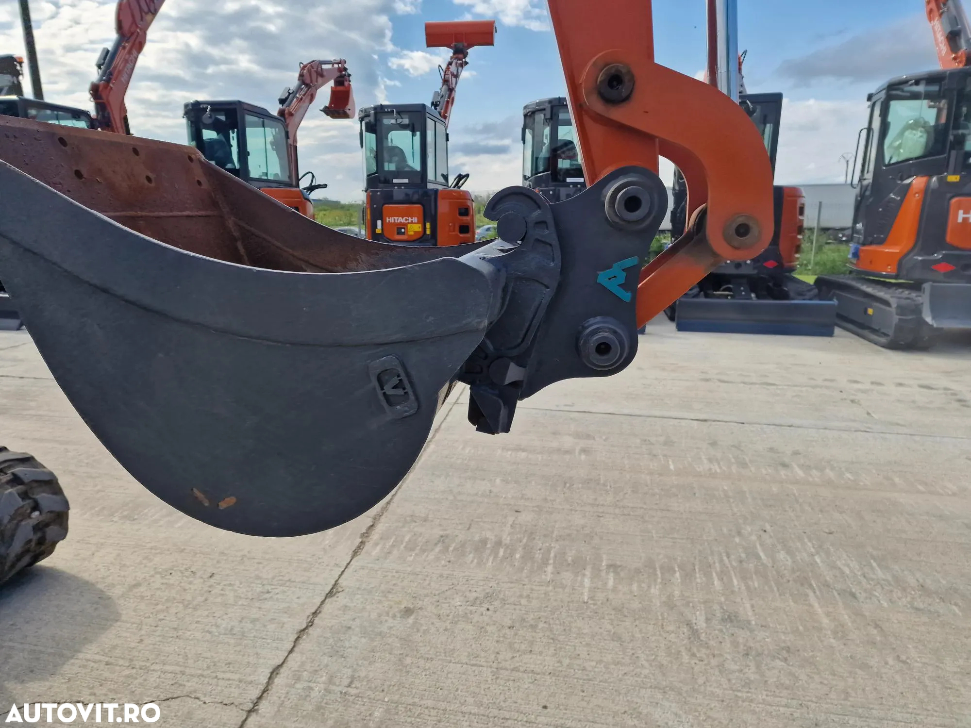 Hitachi ZX38, 2021, 1.376h, CUPLA RAPIDA+3 CUPE, 3,9tone, Ad sapare 4m, Inst picon, Aer conditionat, Senile 80% ok, produs in JAPONIA, posibilitate leasing 4 ani-PROMOTIE 36.900 EUR+Tva - 18