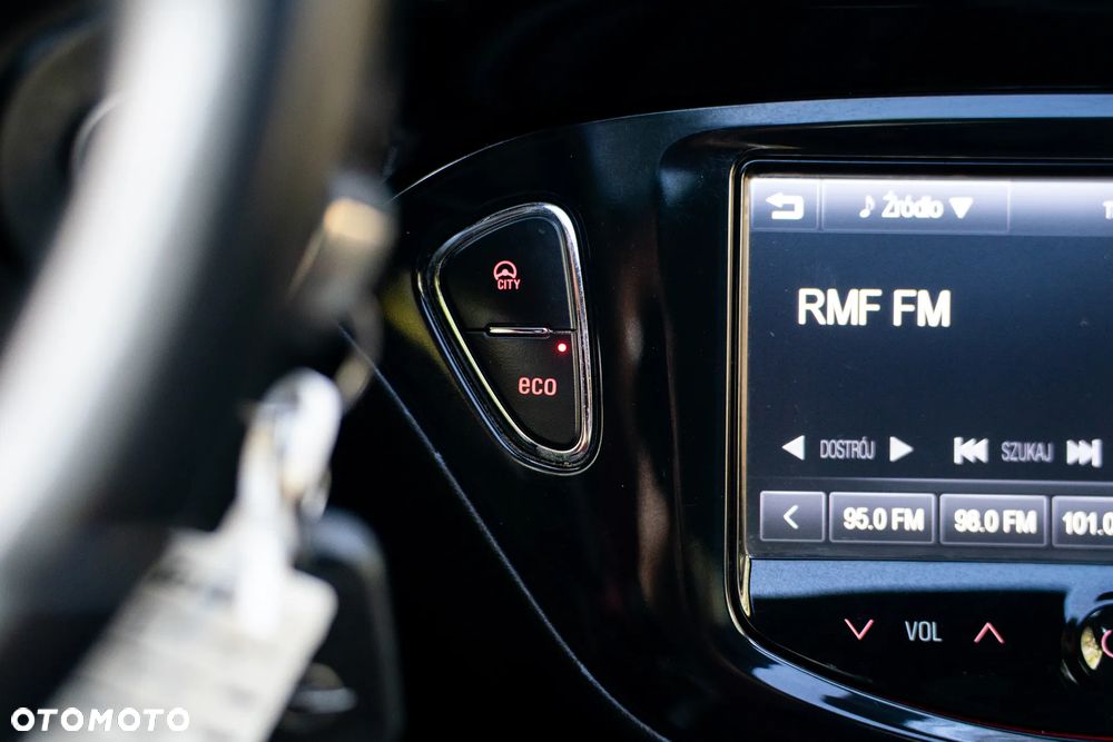 Opel Adam 1.4 Glam S&S - 14