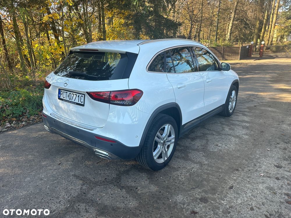 Mercedes-Benz GLA 200 Style - 5