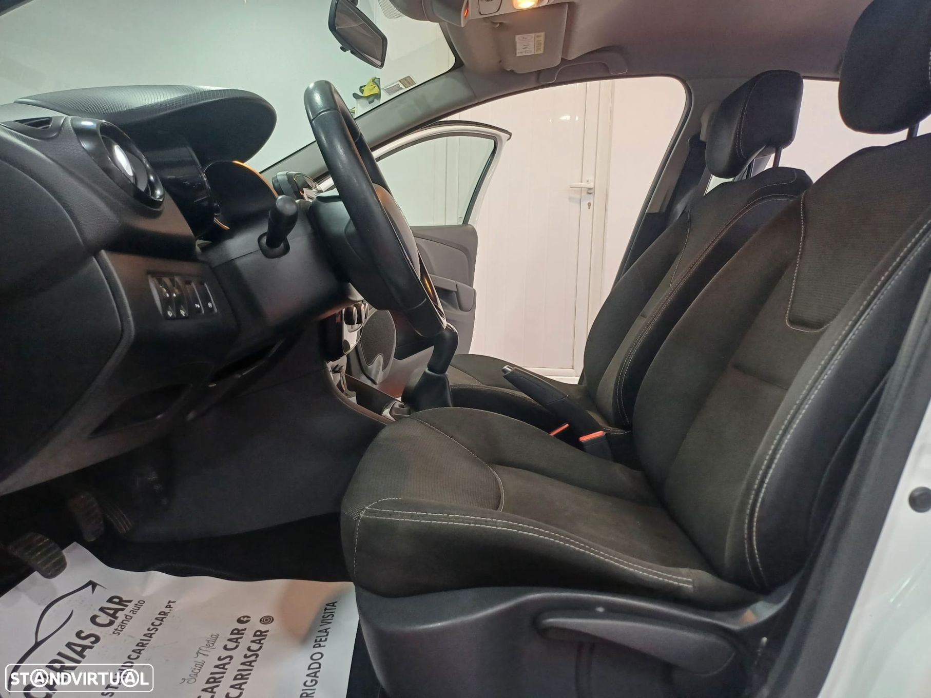 Renault Clio 1.5 dCi Dynamique S - 10
