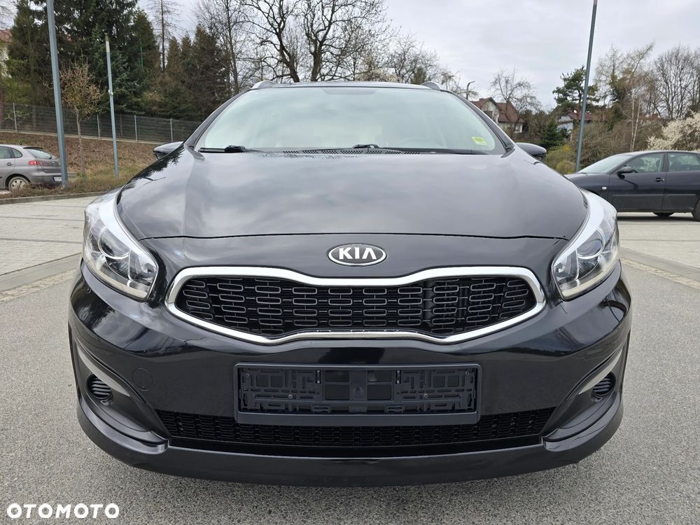Kia Ceed 1.4 CRDi 90 Vision - 29