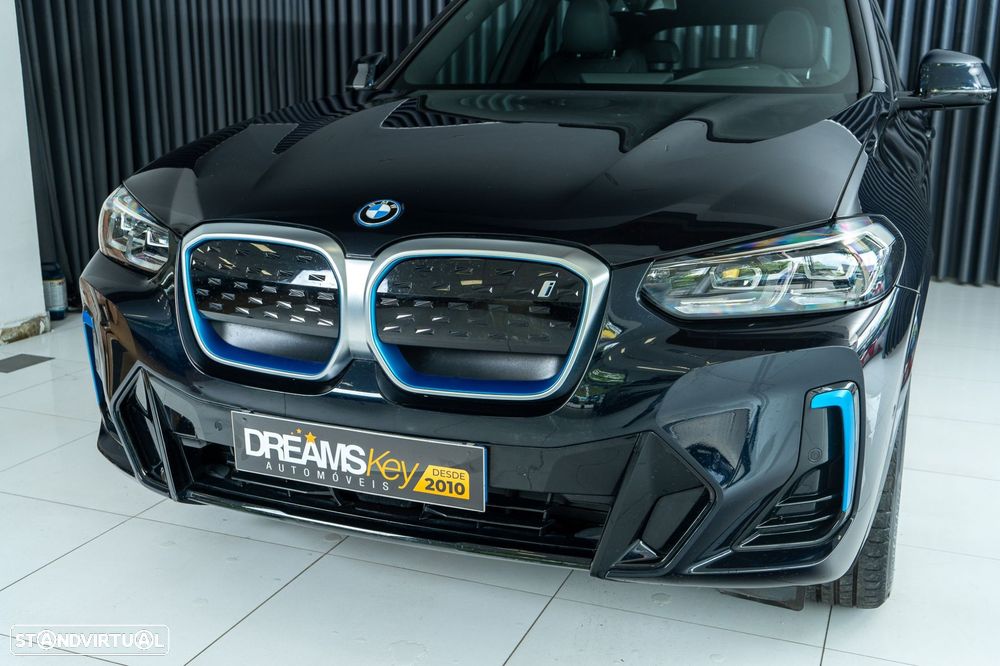 BMW iX3 M Sport Inspiring - 42