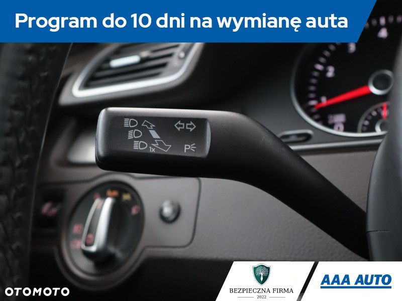 Volkswagen Passat - 20