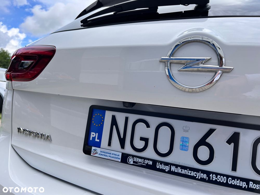 Opel Insignia - 32