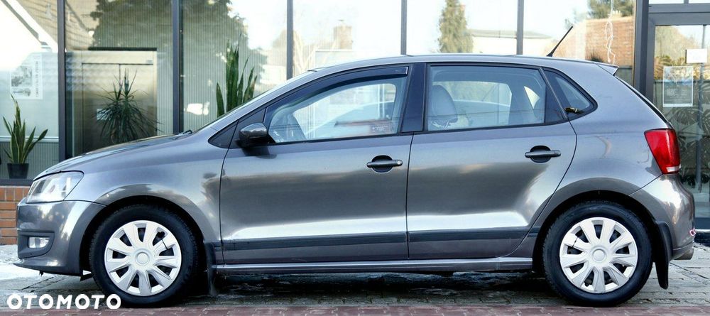 Volkswagen Polo 1.4 16V Comfortline - 22