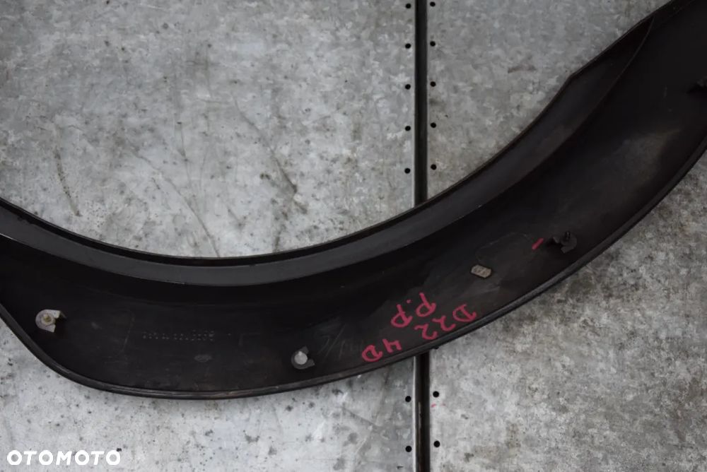 NISSAN NAVARA D22 LISTWA BŁOTNIKA PRAWA PRZÓD 4D - 9