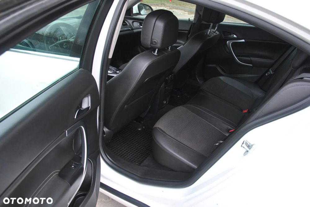 Opel Insignia - 9