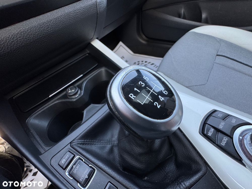 BMW Seria 1 118i Urban Line - 25