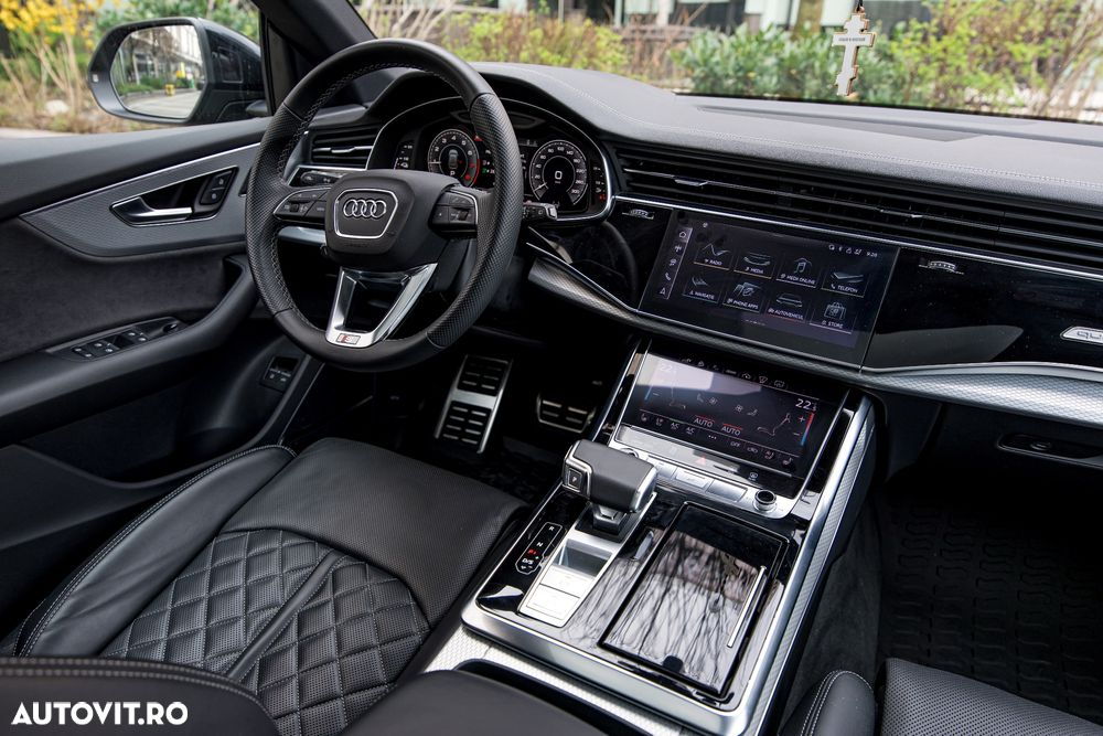 Audi Q8 60 TFSIe quattro tiptronic - 15