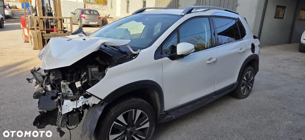 PEUGEOT 2008 fotel prawy przód - 9