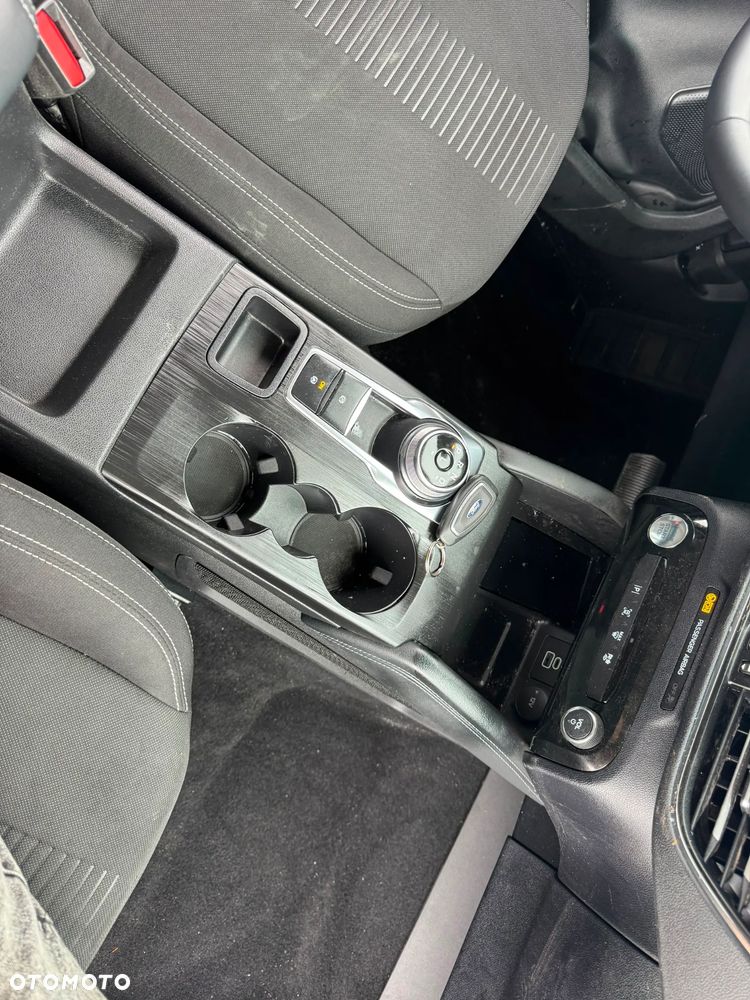 Ford Kuga 2.5 Duratec FHEV ACTIVE - 17