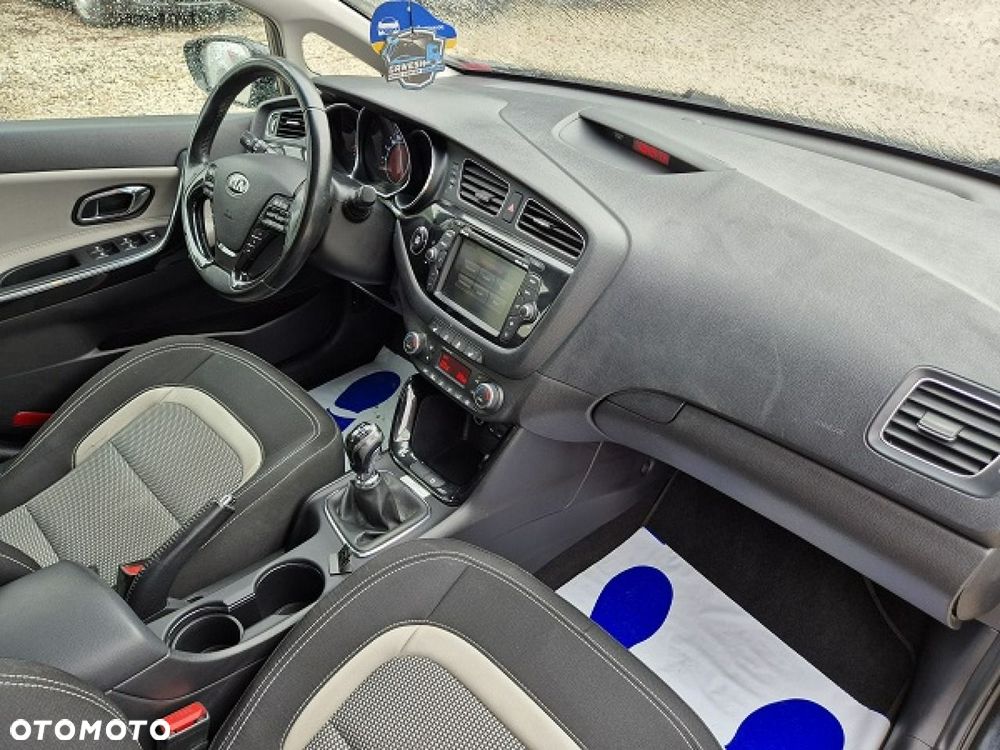 Kia Ceed - 20