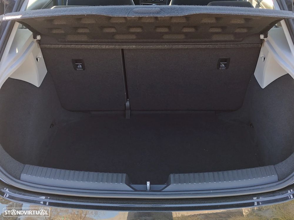 SEAT Leon 1.6 TDI DPF S&S Style - 12