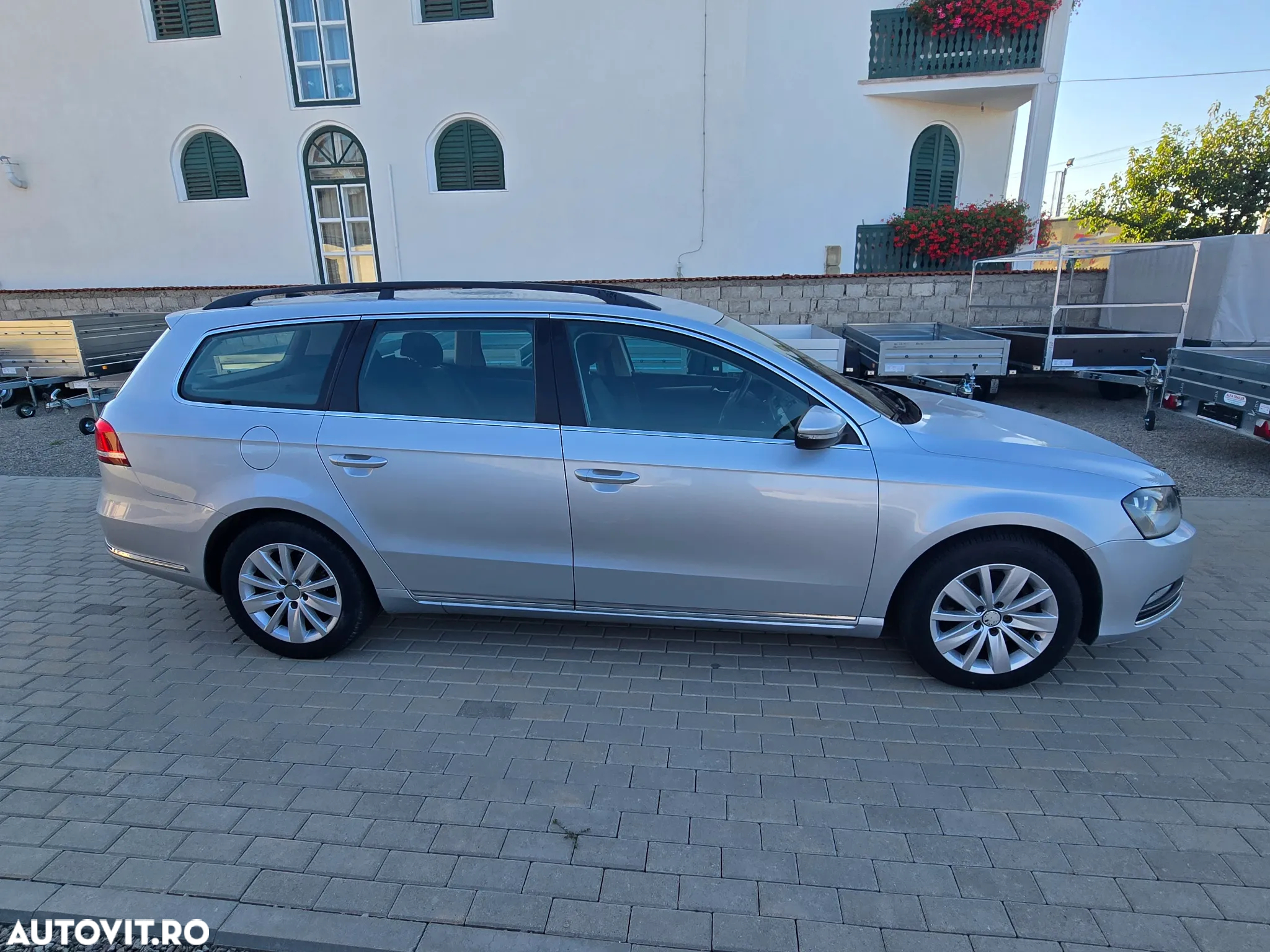 Volkswagen Passat Variant 2.0 Blue TDI SCR Business Edition - 24