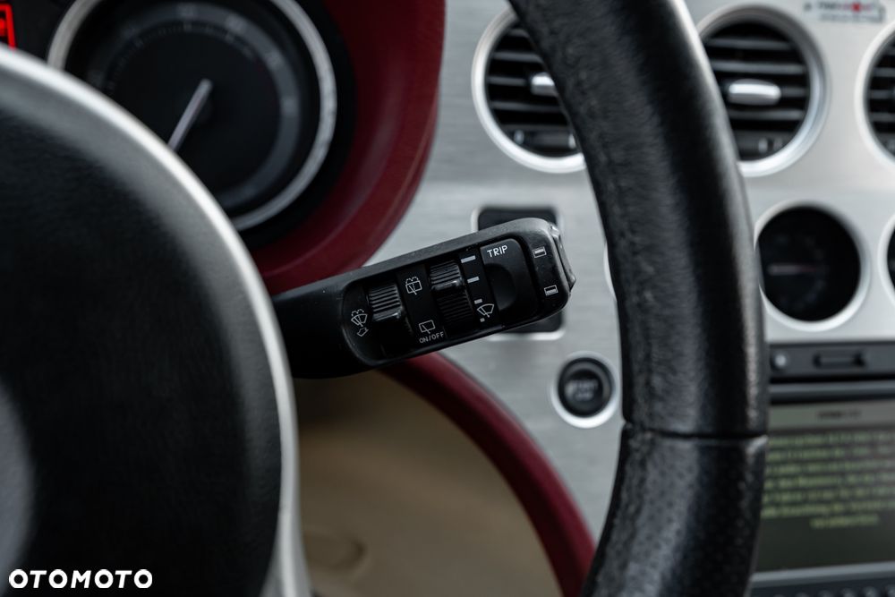 Alfa Romeo Brera 3.2JTSQ4 Q-Sky View - 22