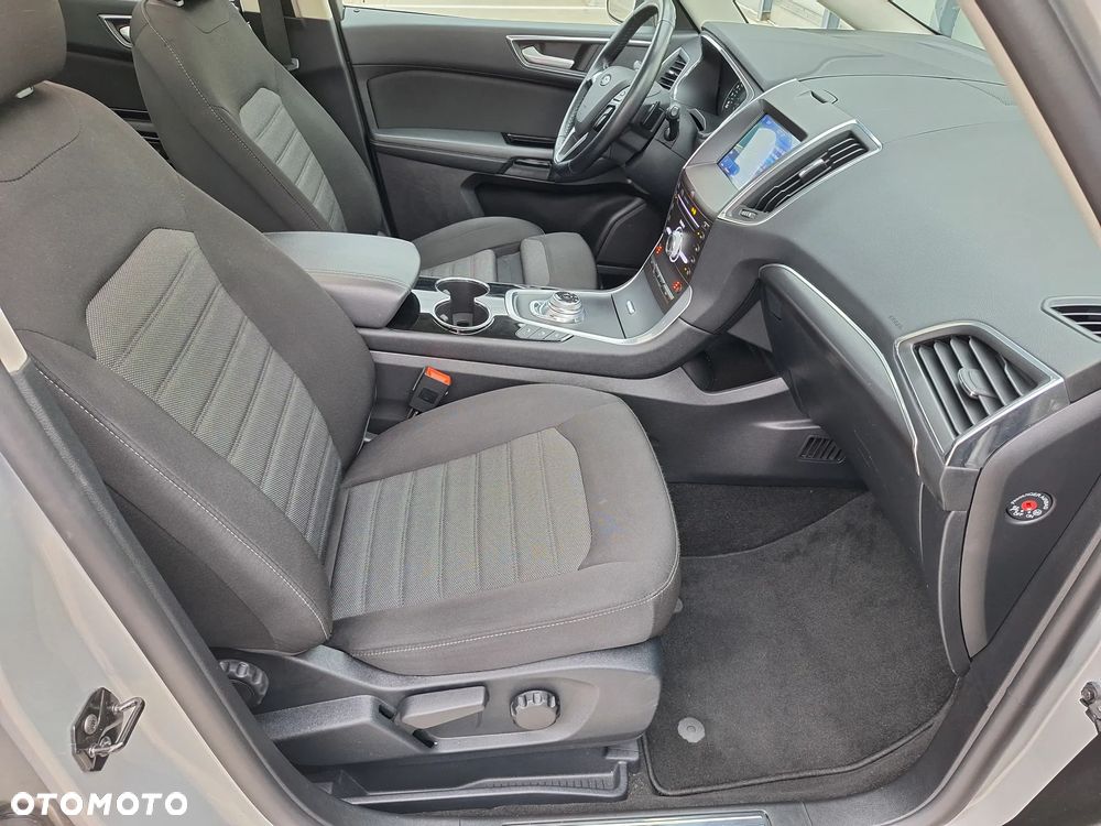 Ford S-Max 2.0 EcoBlue Titanium - 26