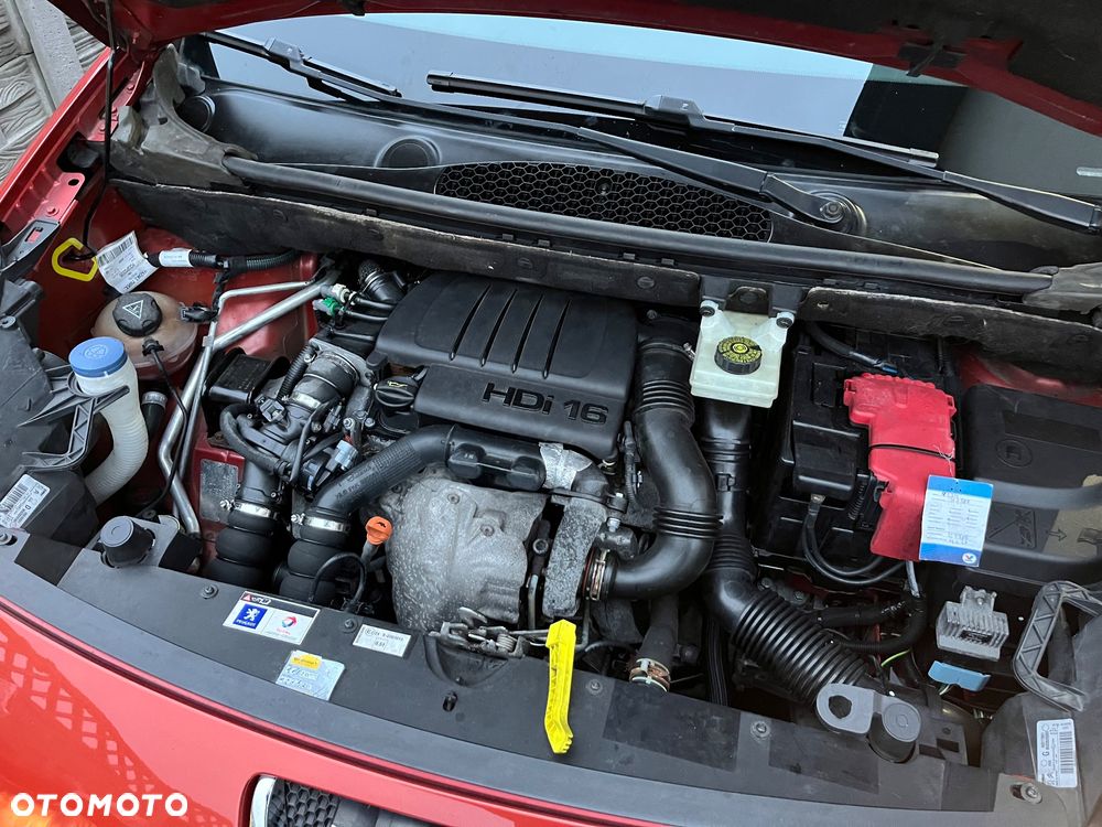 Peugeot Partner 1.6 HDi VTC - 33