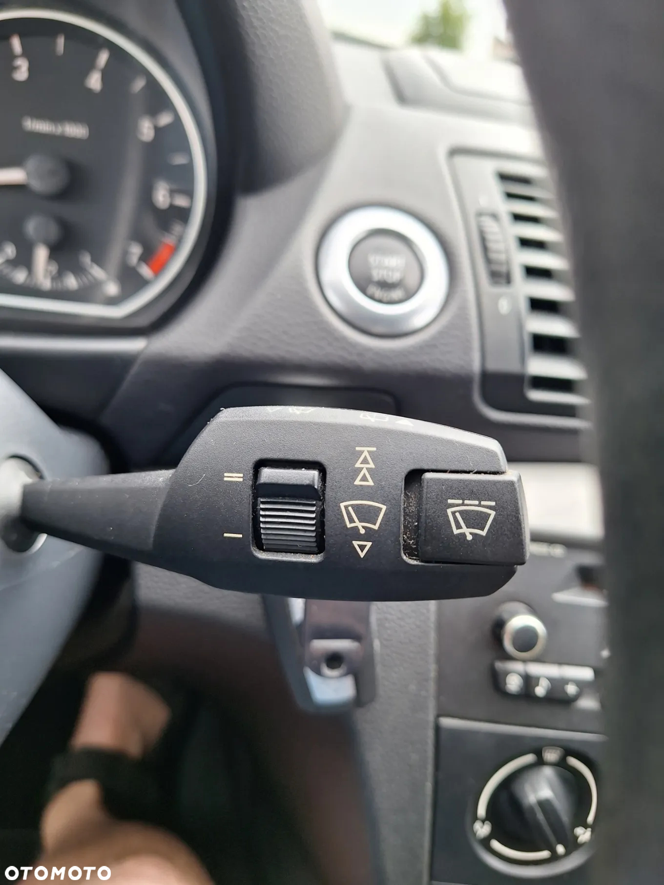 BMW Seria 1 116i - 35