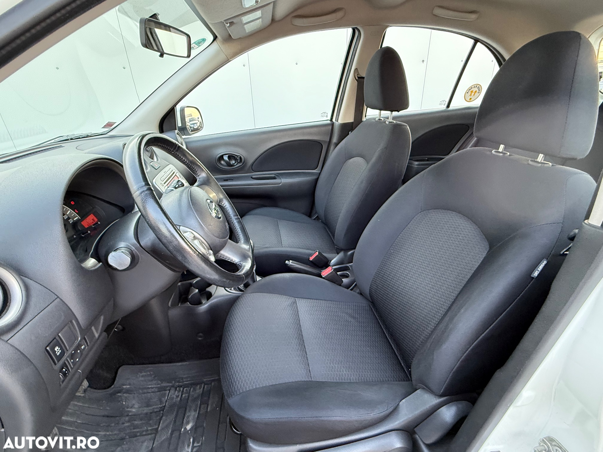 Nissan Micra 1.2 N-TEC - 9