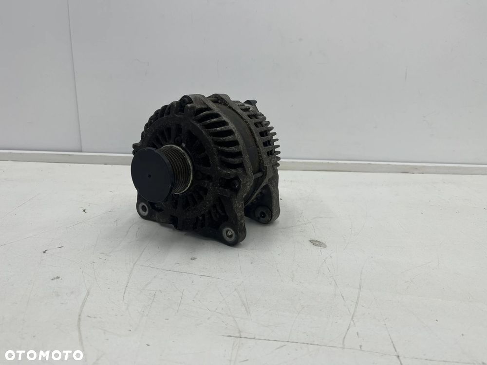 Alternator Opel Movano B Renault Master Nissan Interstar 2.3 1.6 TDCI dCI 10r.- 231001822r - 1