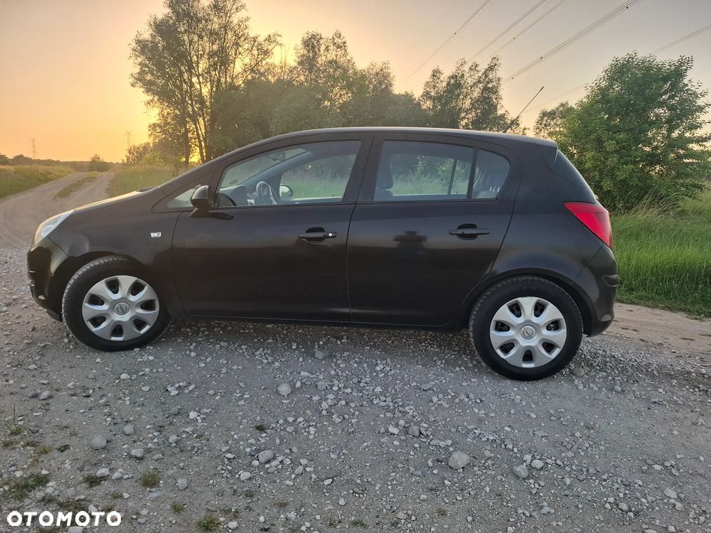 Opel Corsa 1.2 16V Enjoy - 4