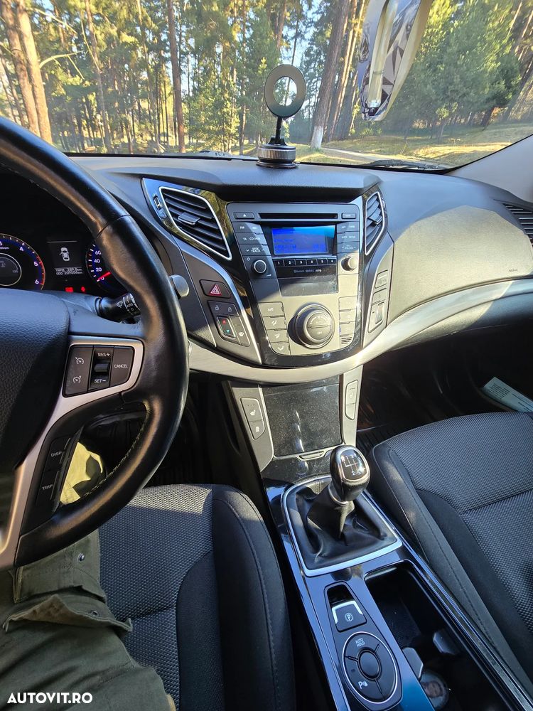 Hyundai i40 1.7 CRDI DPF Sedan Highway+ - 20