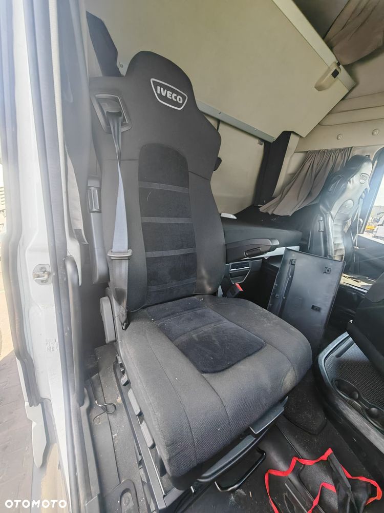IVECO S-WAY FOTEL PASAŻERA PNEUMATYCZNY - 1