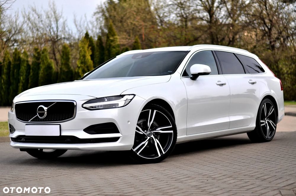 Volvo V90 D4 SCR Momentum Pro - 3
