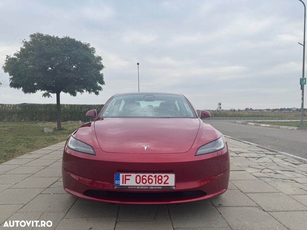 Tesla Model 3 AWD Long Range - 1