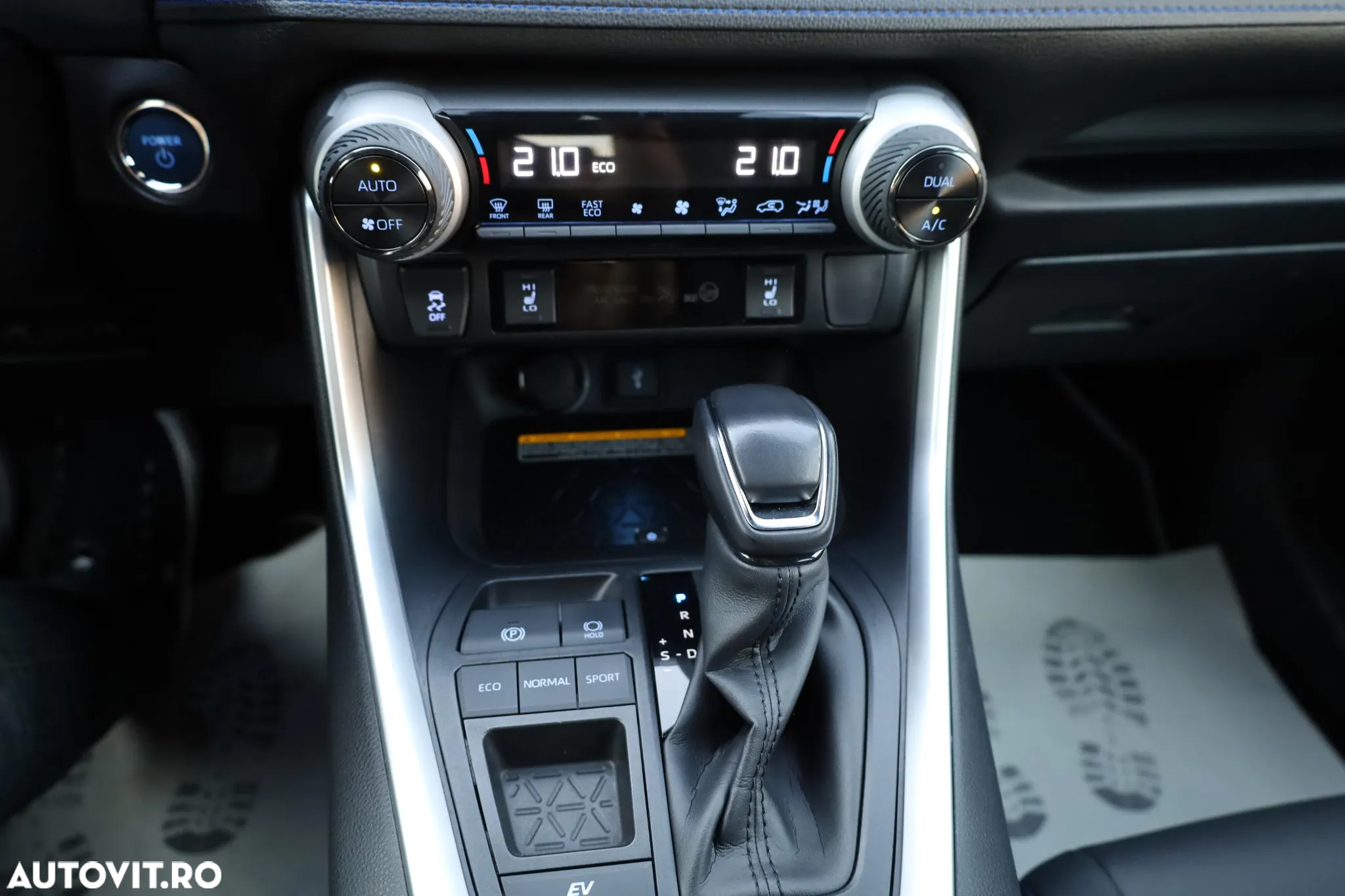 Toyota RAV4 2.5 4x2 Hybrid Style Selection - 9