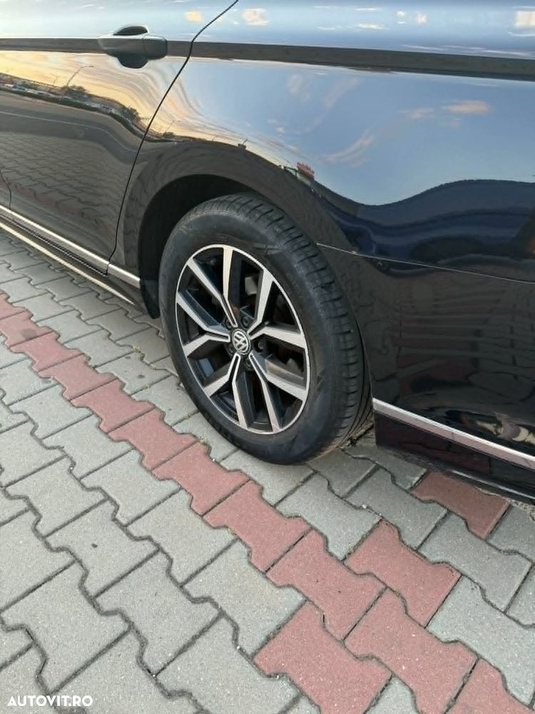 Volkswagen Passat 2.0 TDI DSG 4Motion R Executive - 11