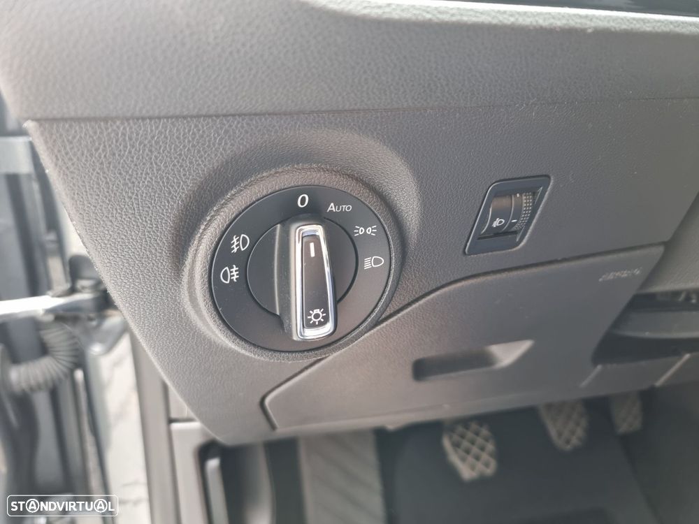 SEAT Leon ST 1.6 TDI Style Ecomotive - 17