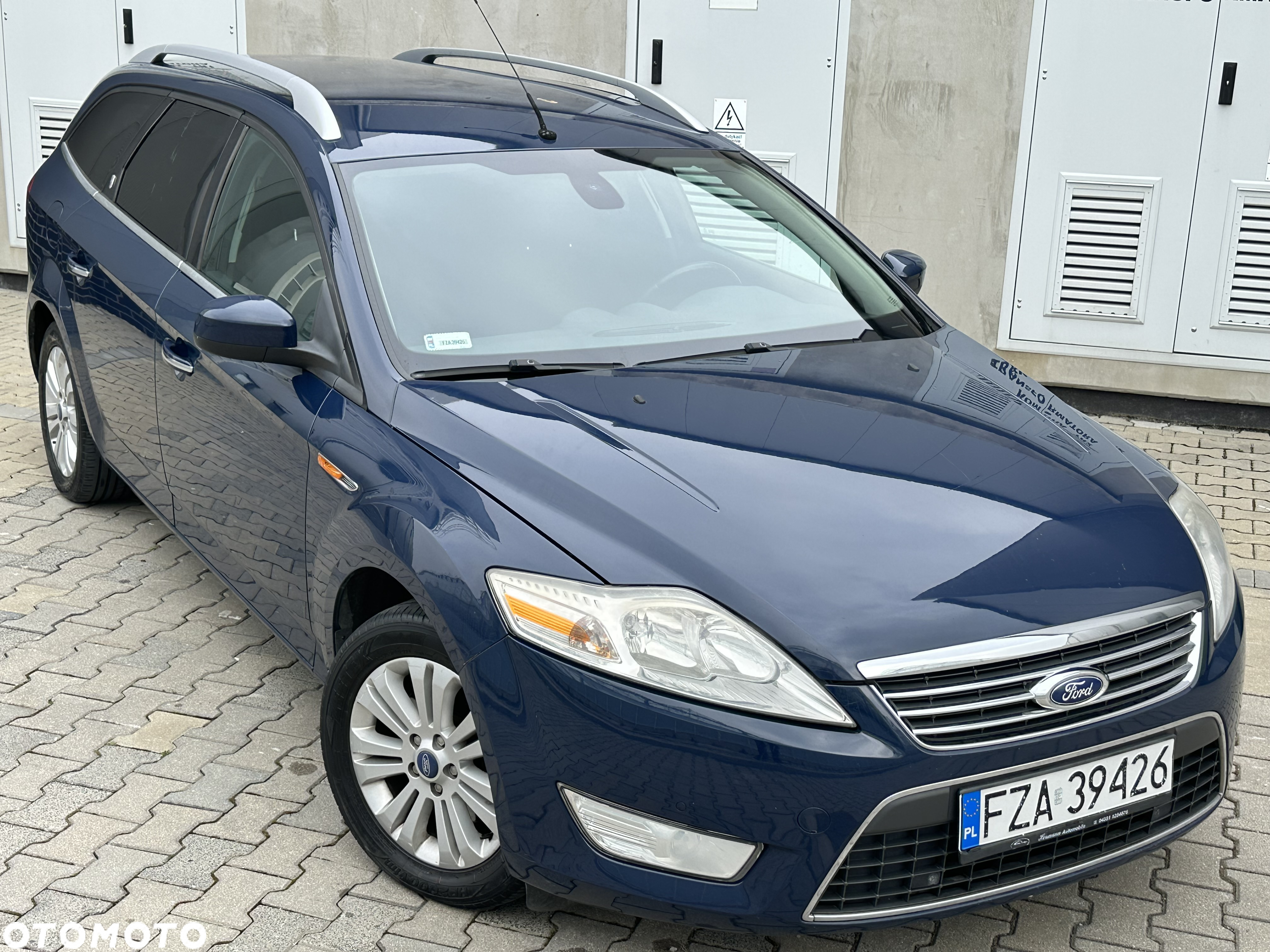 Ford Mondeo 2.0 Ghia - 16