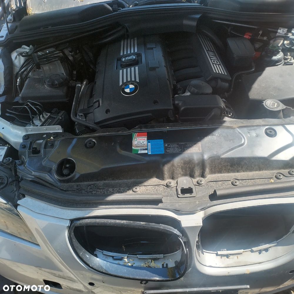 BMW Seria 5 525i xDrive Edition Exclusive - 9