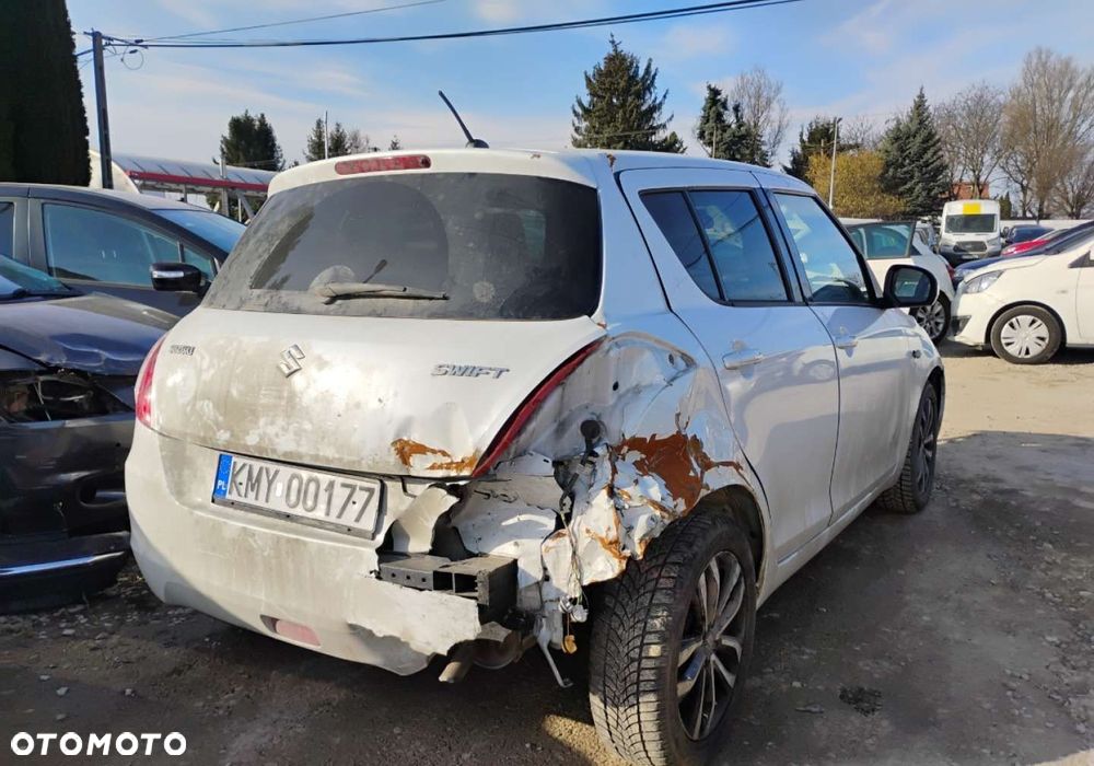 Suzuki Swift - 4